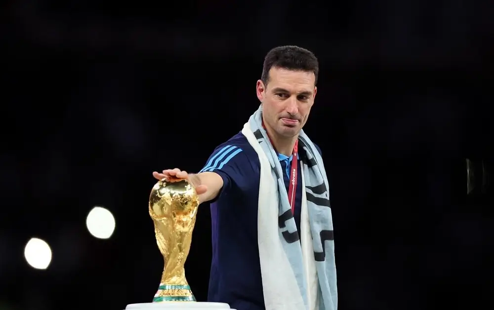 HLV Lionel Scaloni Gia Hạn Hợp Đồng Đến Sau World Cup 2026