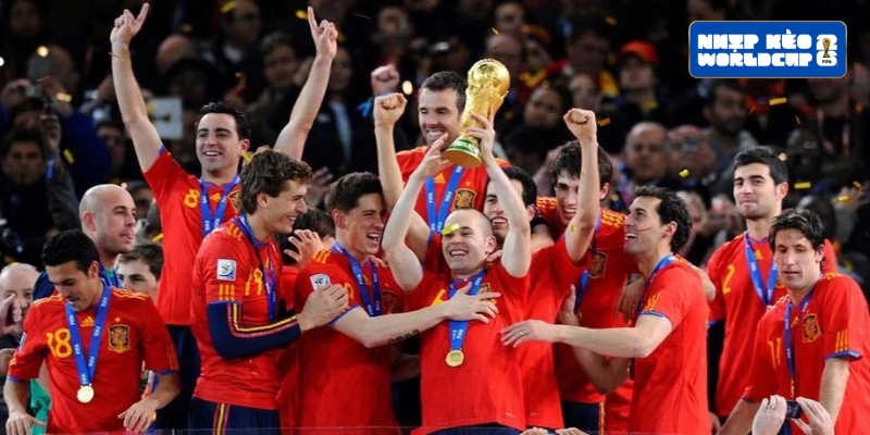 Đội tuyển xứ sở bò tót và câu chuyện World Cup