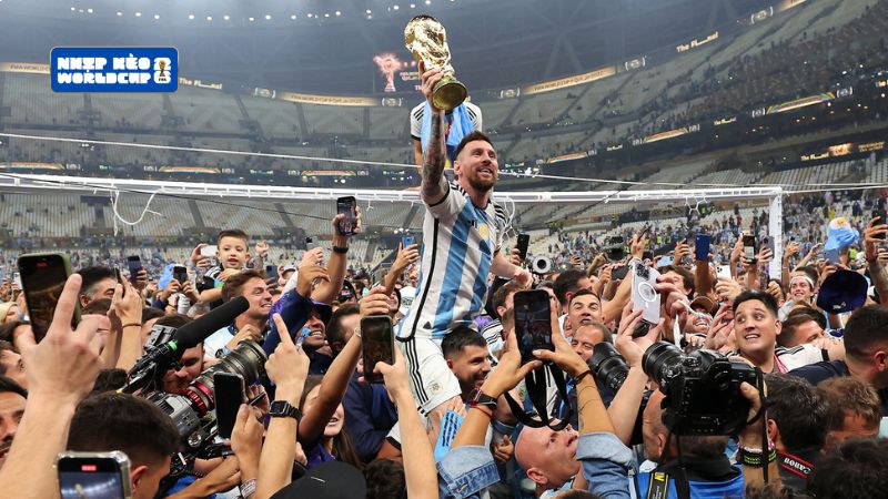 Lionel Messi là chân sút vĩ đại nhất Lionel Messi là chân sút vĩ đại nhất