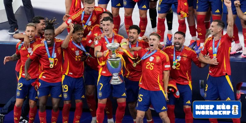 Quyết định táo bạo của Fuente sau khi chiến thắng Euro 2024