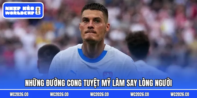 Những đường cong tuyệt mỹ làm say lòng người