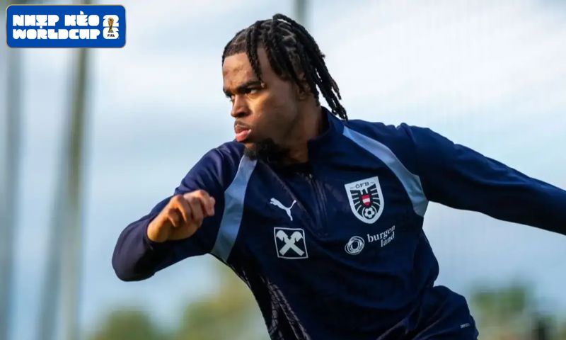 Vì sao Carney Chukwuemeka rời bỏ giấc mơ Tam Sư?