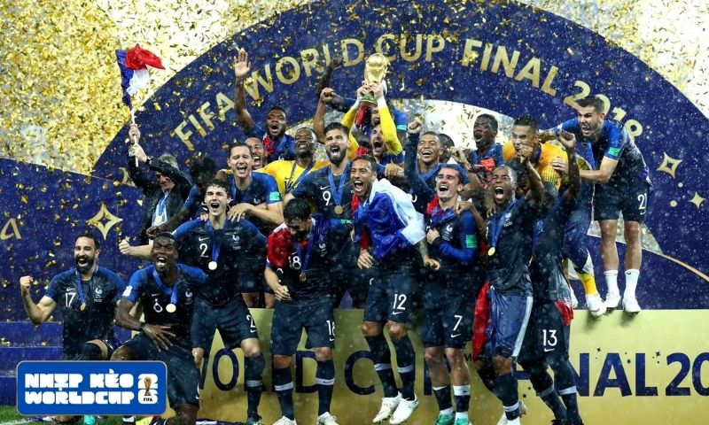 Didier Deschamps chốt đội hình và gửi đi thông điệp rõ ràng