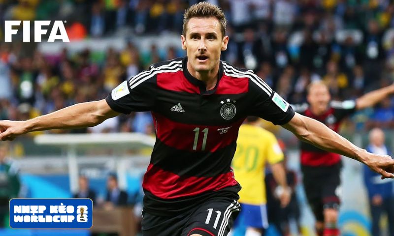 Miroslav Klose và kỷ lục tồn tại hơn một thập kỷ