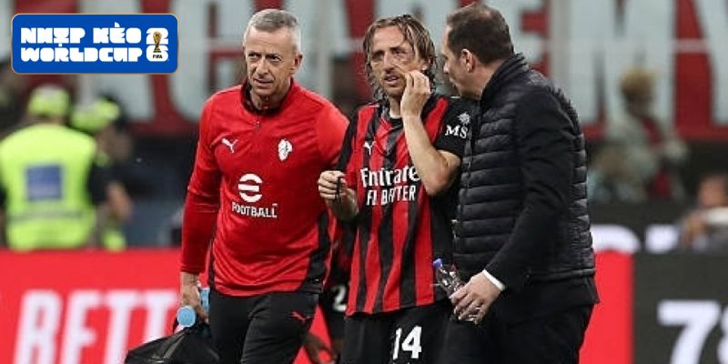 Đội ngũ y tế của AC Milan và Croatia phối hợp chặt chẽ trong quá trình điều trị sau ca mổ gò má của Modric Đội ngũ y tế của AC Milan và Croatia phối hợp chặt chẽ trong quá trình điều trị sau ca mổ gò má của Modric