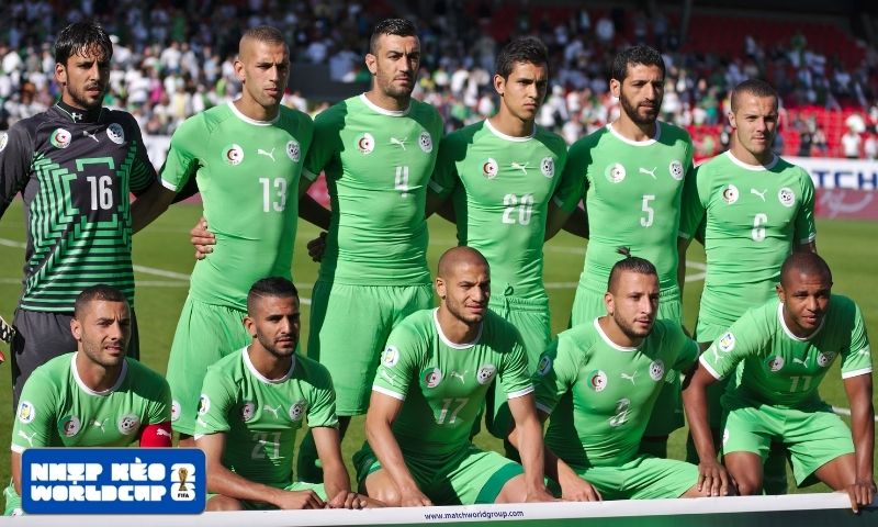 Vladimir Petkovic công bố đội hình và đưa Algeria trở lại World Cup
