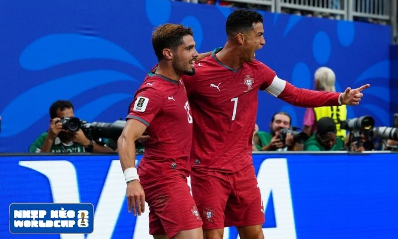 Ronaldo lập cú đúp, Bồ Đào Nha hủy diệt Uzbekistan tại Houston