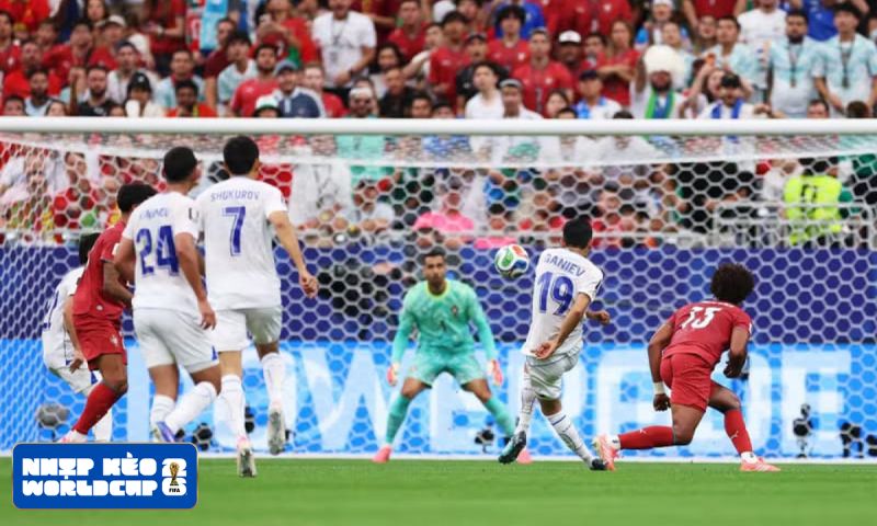 VAR từ chối bàn thắng của Uzbekistan, Bồ Đào Nha tiếp tục áp đảo