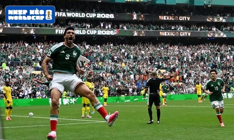 Mexico khẳng định vị thế chủ nhà bằng thành tích toàn thắng