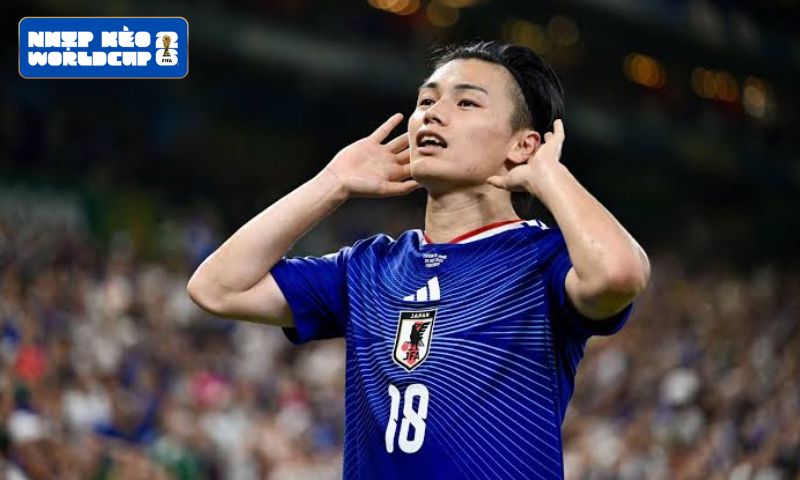 Ayase Ueda tỏa sáng với cú đúp, hàng công Nhật Bản thăng hoa rực rỡ
