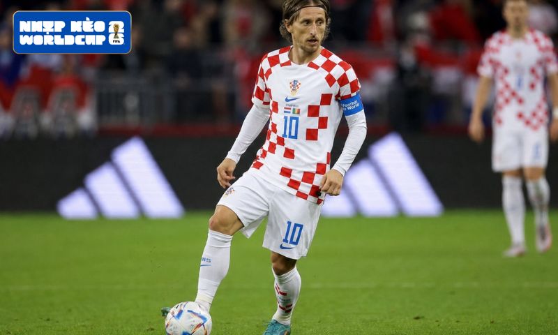 Croatia cho thấy bản lĩnh của một đội bóng giàu kinh nghiệm