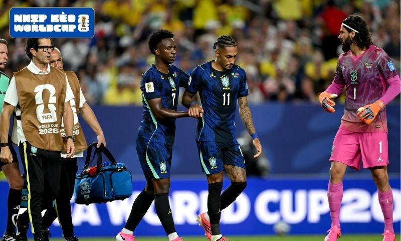 Brazil thắng đậm Haiti nhưng mất Raphinha vì chấn thương đáng lo ngại