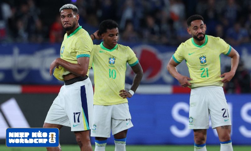 Brazil bị đẩy vào thế buộc phải thắng