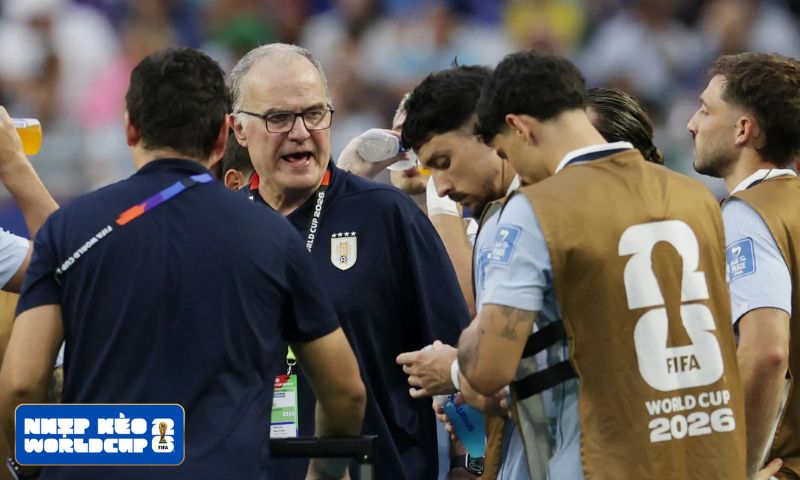 Tương lai Marcelo Bielsa đứng trước dấu hỏi lớn