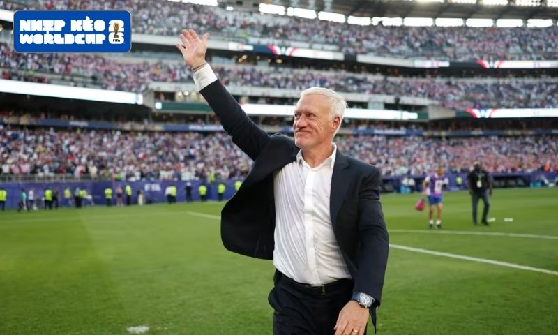 Didier Deschamps khép lại hành trình huy hoàng cùng tuyển Pháp