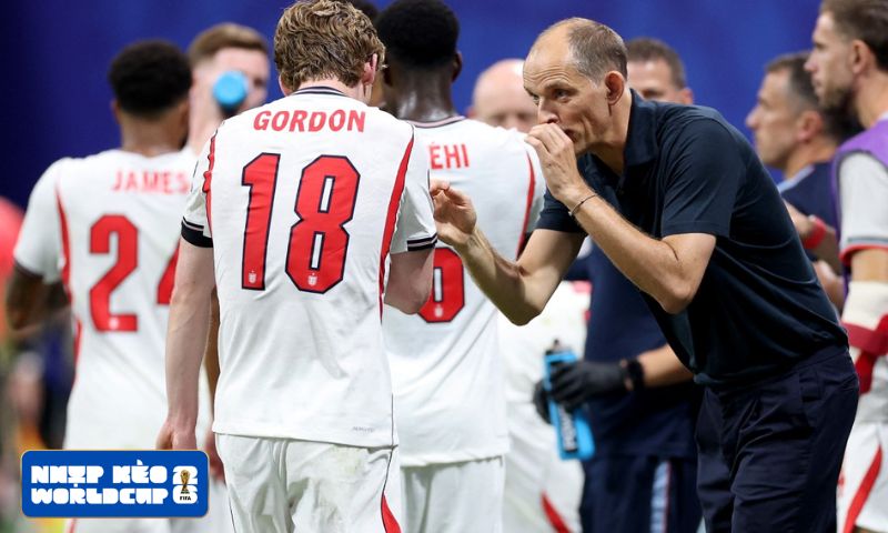 Chiến thuật của Tuchel trở thành tâm điểm chỉ trích Chiến thuật của Tuchel trở thành tâm điểm chỉ trích