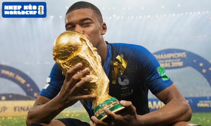 Mbappé áp sát nhóm huyền thoại sau World Cup 2026