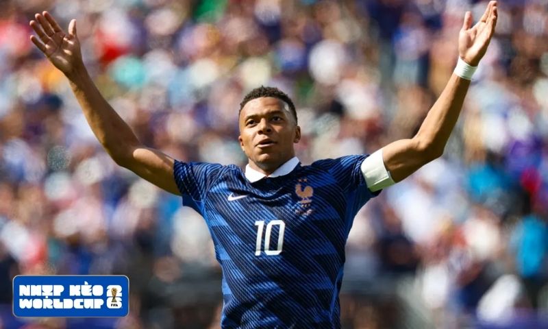 Mbappé trở thành cầu thủ Pháp ra sân nhiều nhất lịch sử World Cup Mbappé trở thành cầu thủ Pháp ra sân nhiều nhất lịch sử World Cup