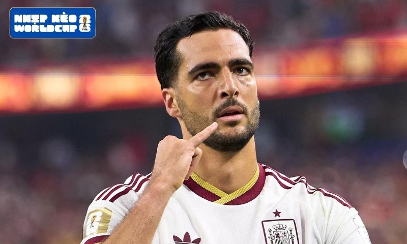Mikel Merino ghi bàn phút bù giờ, Tây Ban Nha giành vé đi tiếp