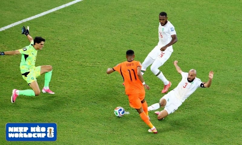 Morocco quật ngã Hà Lan theo kịch bản đầy cảm xúc