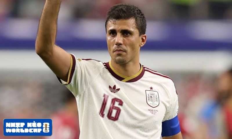 Rodri ca ngợi sự trưởng thành của La Roja Rodri ca ngợi sự trưởng thành của La Roja