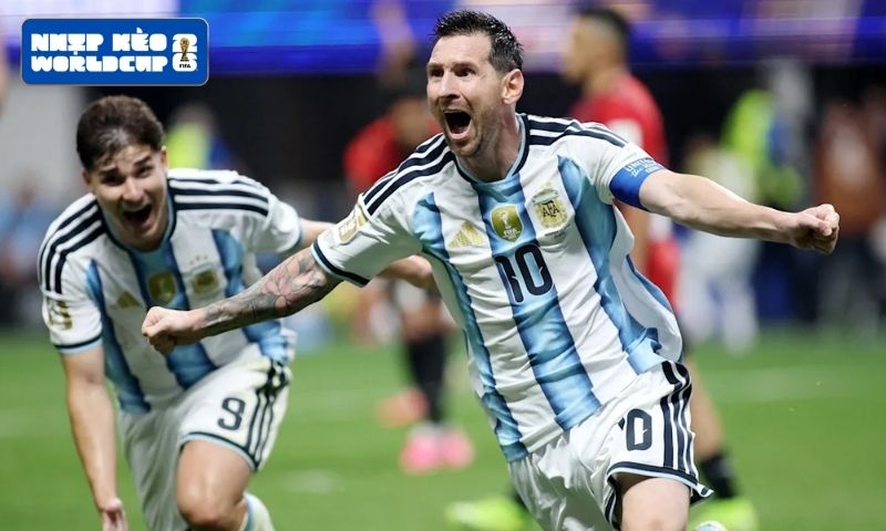 Lionel Messi và tuyển Argentina hướng đến trận bán kết lịch sử trước tuyển Anh Lionel Messi và tuyển Argentina hướng đến trận bán kết lịch sử trước tuyển Anh